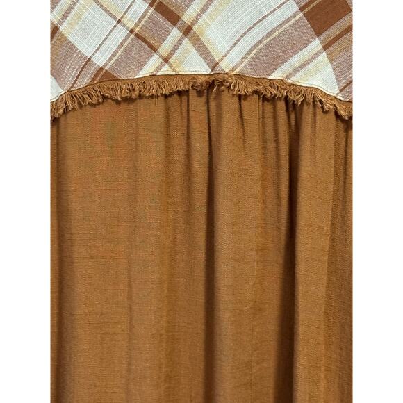 Umgee camel plaid linen top with unfinished frayed hem, front & back size medium - Picture 10 of 11